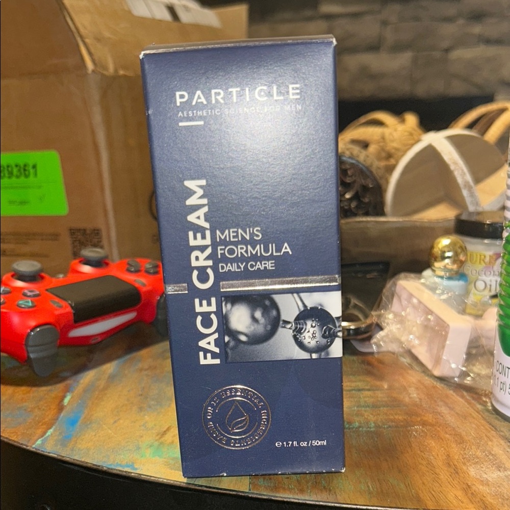 NIB Particle Men's Face Cream - Blue - 1.7 fl oz